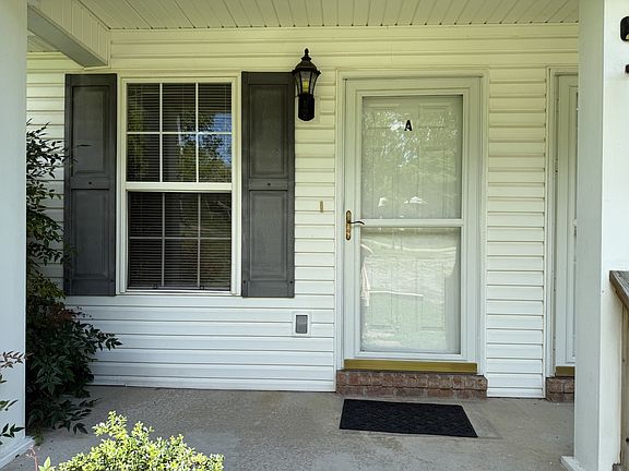 5th image of 399 E Biggs Rd