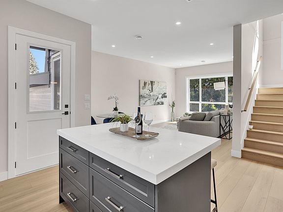 4th image of 269 King St #103