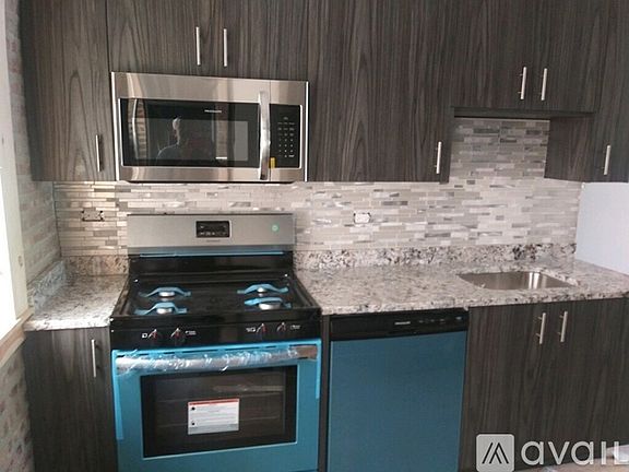 3rd image of 5124 S Dorchester Ave #2
