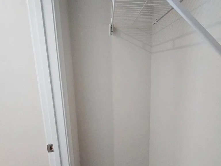 3015 Long Spur Dr — Photo 32