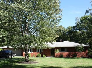 916 Deerfield Rd, Elmira, NY