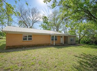 333 Fairlane Ave, Sulphur, OK 73086