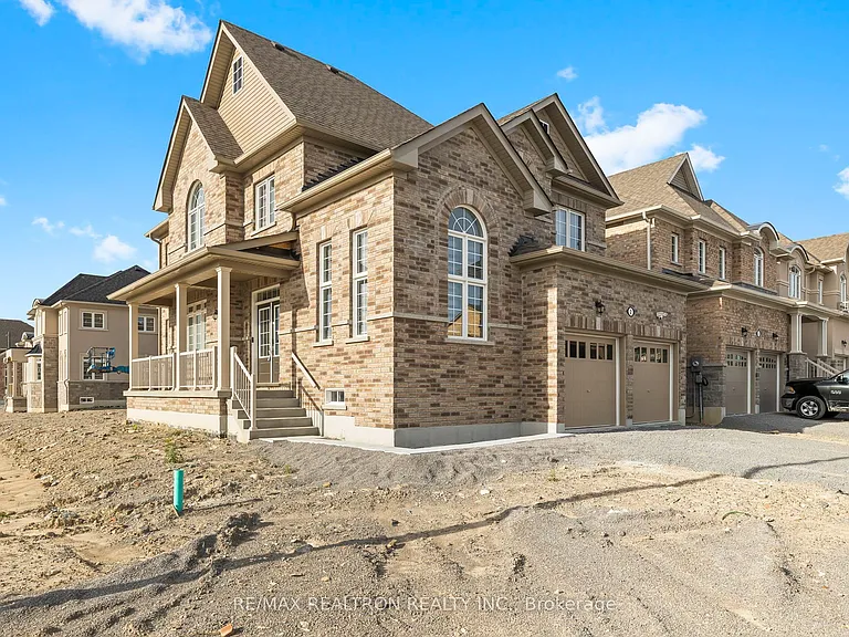 2 Heather Fullerton Ave — Photo 2