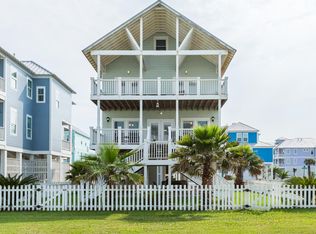 3818 Neptune, Galveston, TX 77554