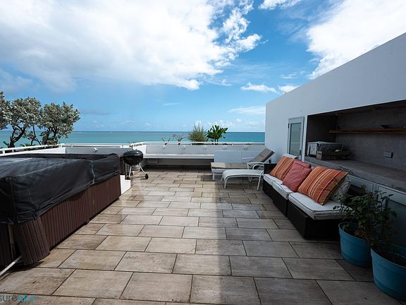 2nd image of 5245 Avenue Isla Verde APT 302