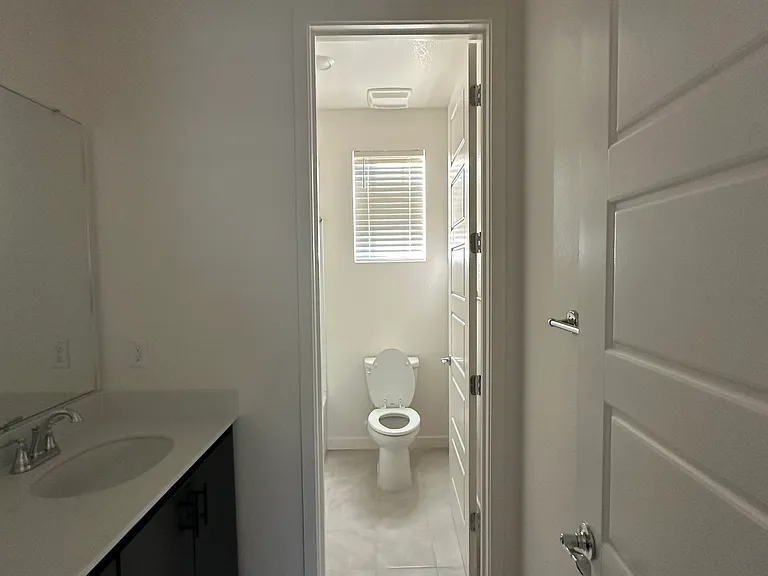 Ploof Pl — Photo 11