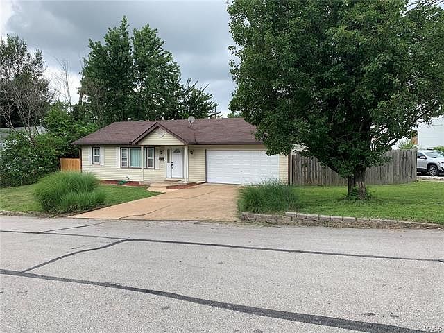 1st image of 307 Horn Ave