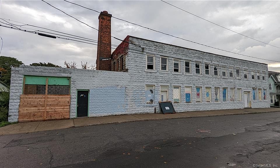 1st image of 19 Mountain Ave