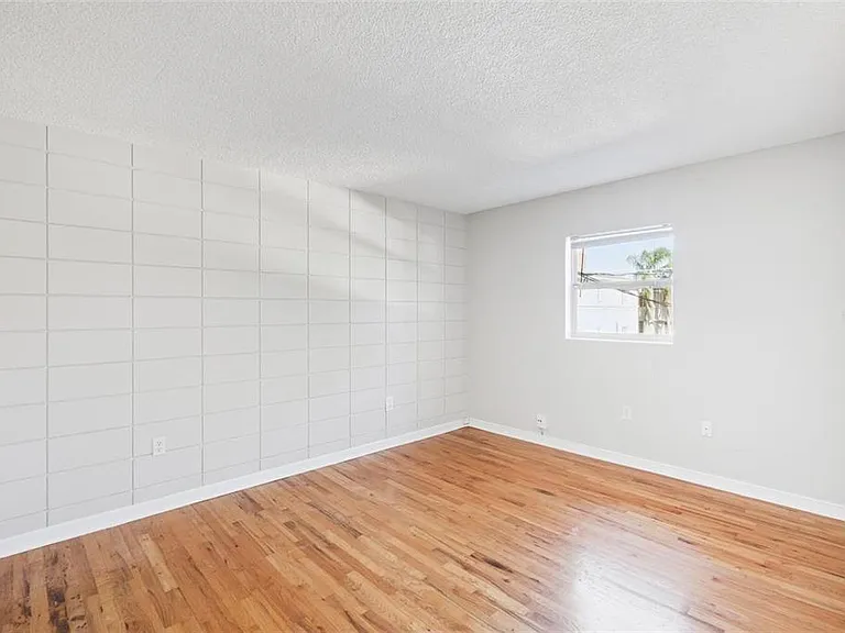 320 Lakeview St #213 — Photo 14