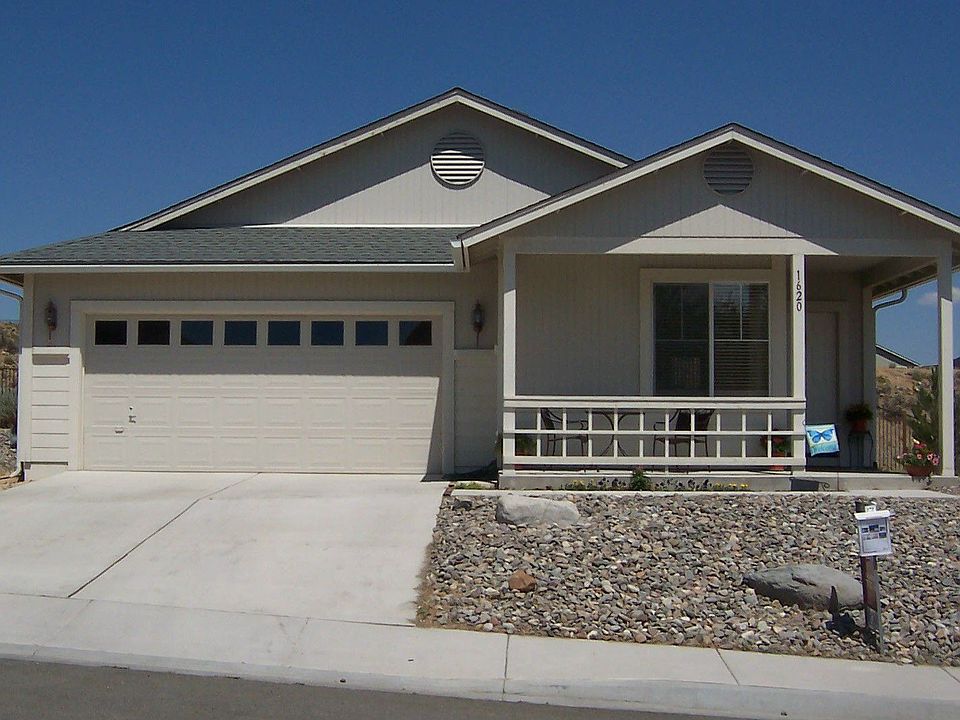 1620 Polo Park Front of House