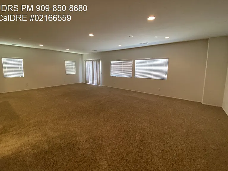 3253 Quarry Dr — Photo 5
