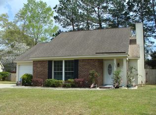 106 Saxton Ct, Goose Creek, SC 29445