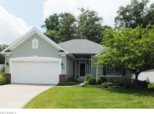 1422 Golden Ln, Broadview Heights, OH 44147