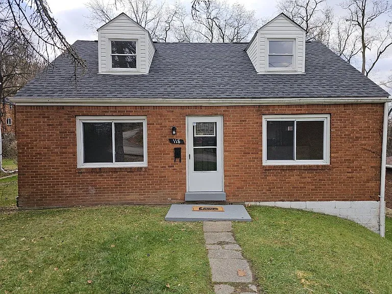 118 Bramble St — Photo 3