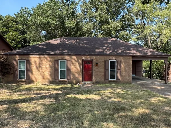 864 Hackberry Dr, Southaven, MS 38671