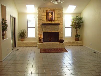 Spacious Living area