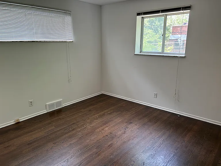 7259 Delmar Blvd — Photo 4