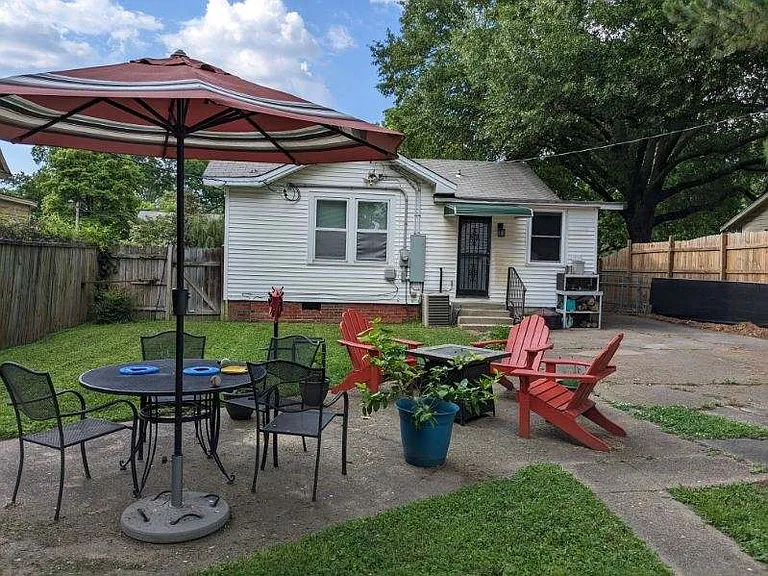 1769 Crump Ave — Photo 16