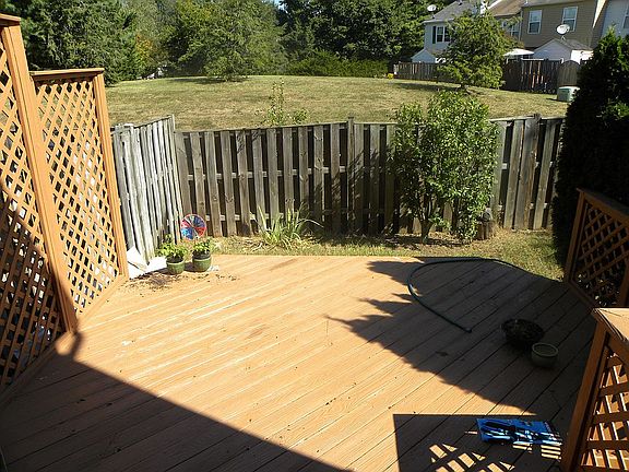 5th image of 6550 Old Carriage Dr