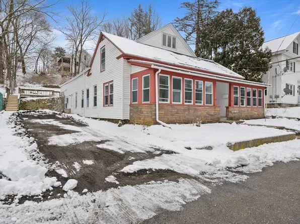 124 Cottage St, Athol, MA 01331