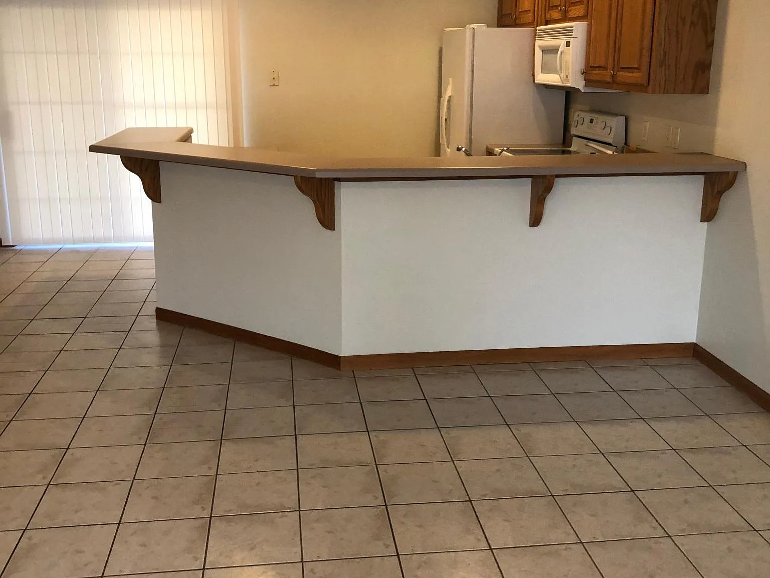 4 bed, 1700 sqft, $1,600 — Photo 4