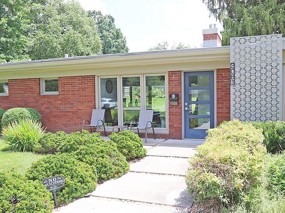 4th image of 3081 Breckenwood Dr