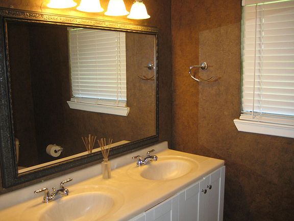 bathroom vanity