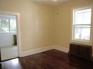 7124 Carroll Ave APT 4, Takoma Park, MD 20912