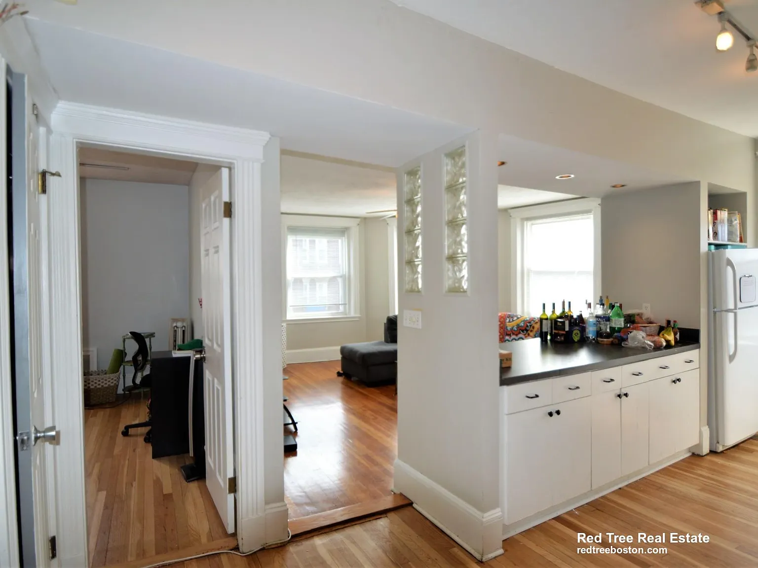 5 bed, 1700 sqft, $6,200 — Photo 3