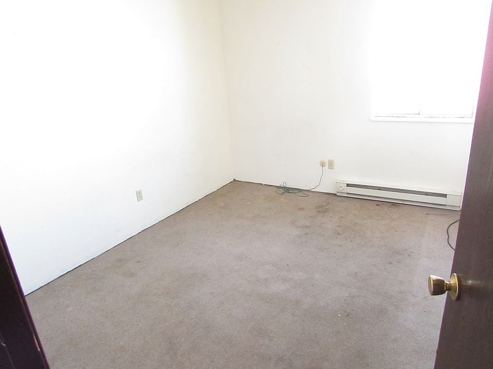 1st image of 125 Darius Ave APT 5