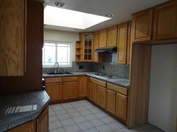 2nd image of 1592 McGinness Ave