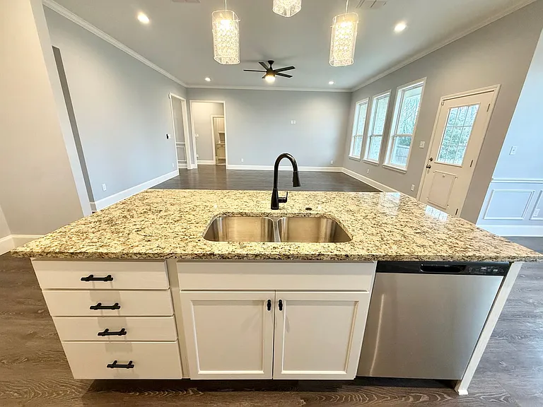 1033 Stagecoach Bnd — Photo 17