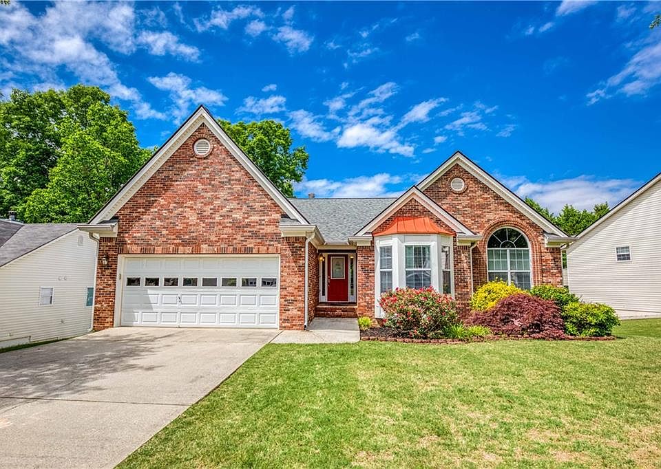 1st image of 2760 Araglin Dr