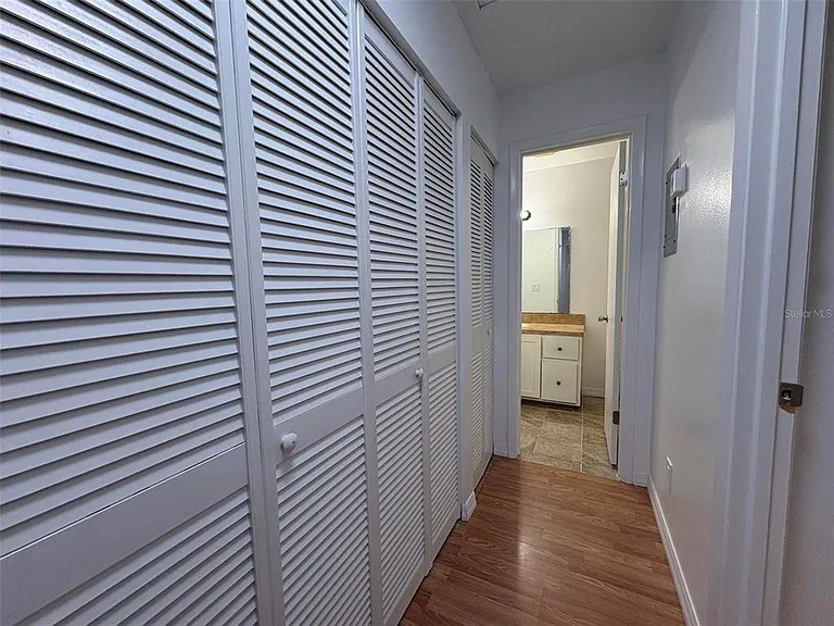 1724 Foxhall Cir #1724 — Photo 18