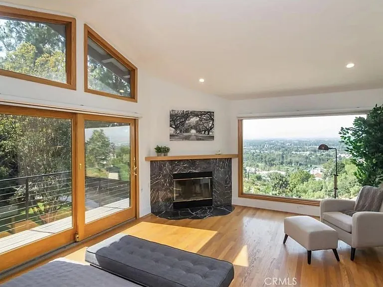 3656 Sunswept Dr — Photo 9
