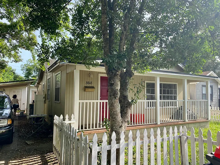 3618 Drexel St — Photo 36