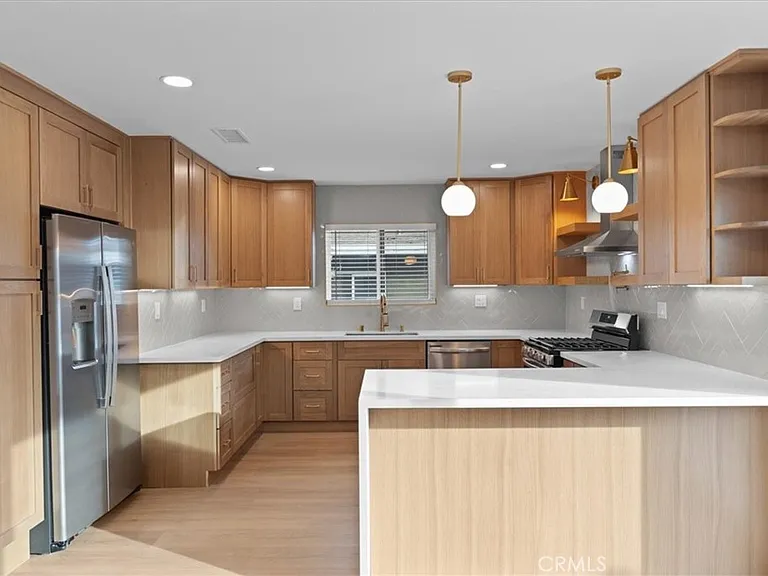 23217 Anza Ave — Photo 10