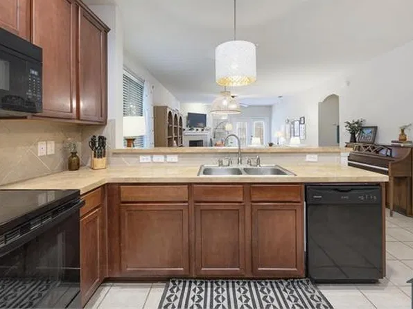 211 Fisherman Trl, Melissa, TX 75454