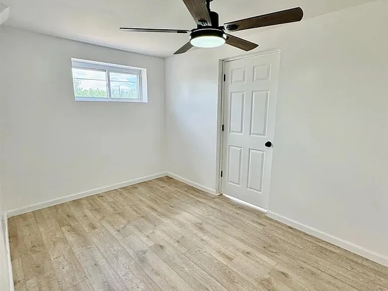 10161 Pottinger Rd — Photo 8
