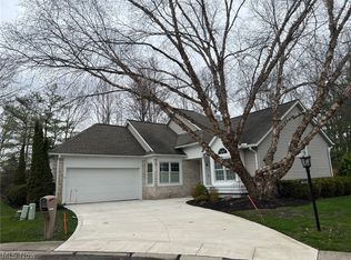 3635 Lexington Ct #5, Westlake, OH 44145