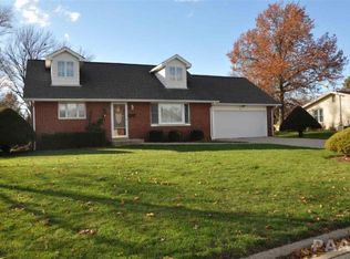 301 S Kansas Ave, Morton, IL