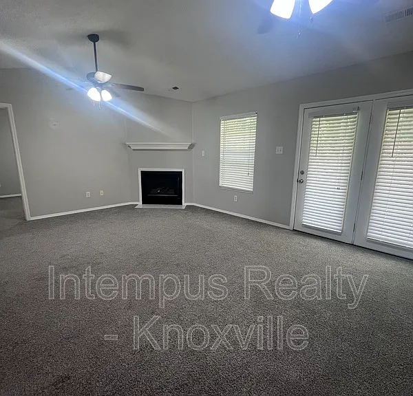 1013 Ashley Michelle Ct — Photo 6