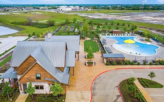 2nd image of 713 Cashew Way