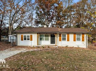 2824 Sourwood St, Raleigh, NC 27610