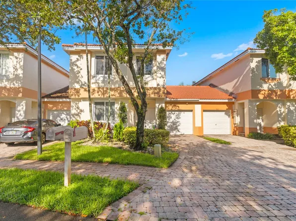 6633 Hidden Cove Drive #5-7, Davie, FL 33314