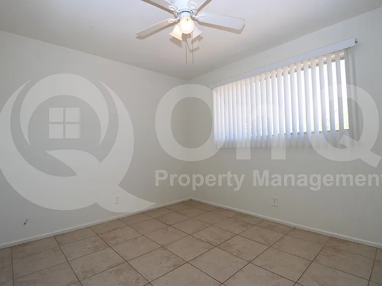 518 W 14th St — Photo 13