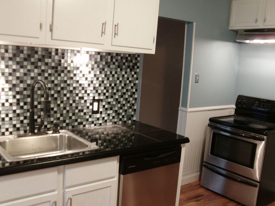 lower  kitchen