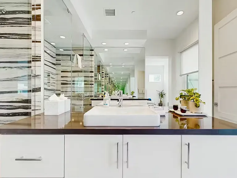 3534 Ambassador Dr — Photo 15