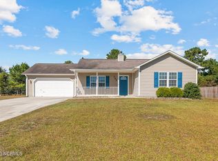 102 Jenna Rea Rd, Hubert, NC 28539