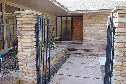 1301 N Perth Ave Photo 1